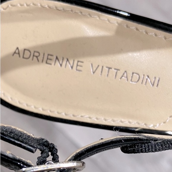 Adrienne Vittadini - Picture 11 of 11